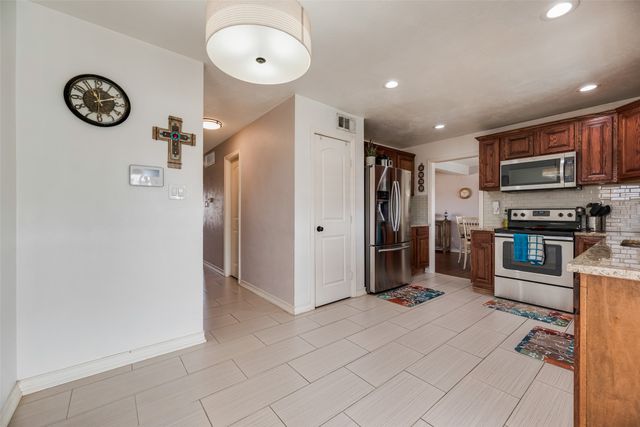 8818 Davis Street, Rowlett, TX 75088