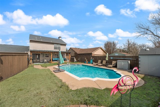 8818 Davis Street, Rowlett, TX 75088