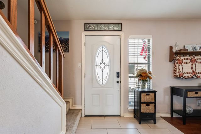 8818 Davis Street, Rowlett, TX 75088