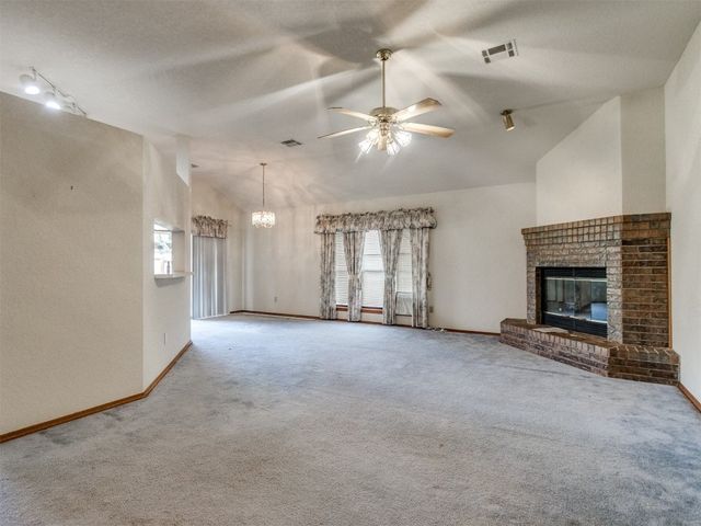 1717 Park View Place, Edmond, OK 73003