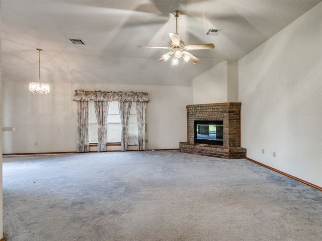 1717 Park View Place, Edmond, OK 73003