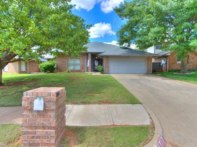 1717 Park View Place, Edmond, OK 73003