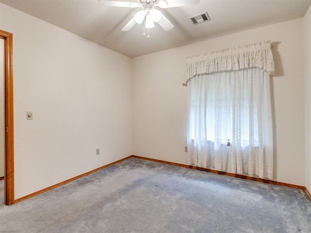 1717 Park View Place, Edmond, OK 73003