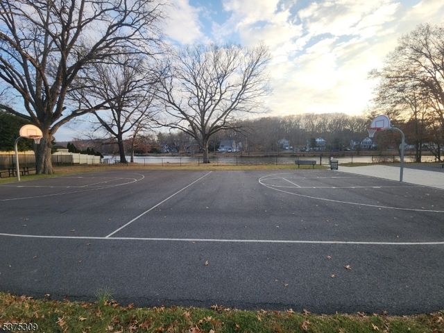 24 Roseland Ave, Wanaque Boro, NJ 07420