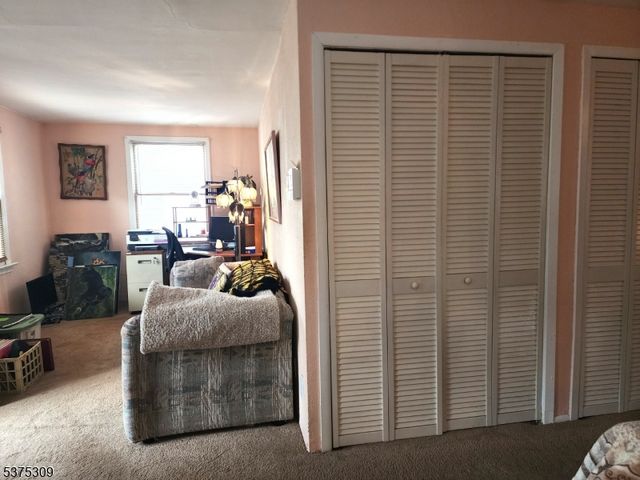 24 Roseland Ave, Wanaque Boro, NJ 07420