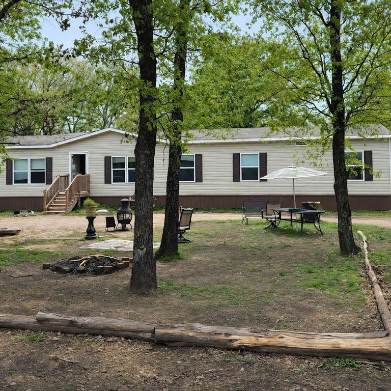 152 Lake Shadows Circle, Gun Barrel City, TX 75156