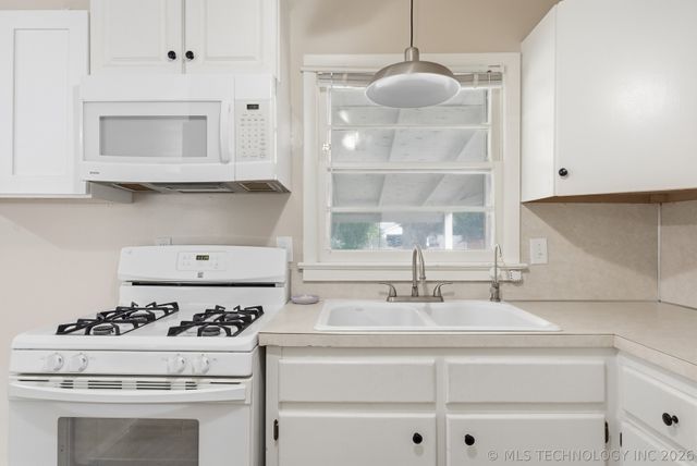 1917 S Scott Street, Sapulpa, OK 74066