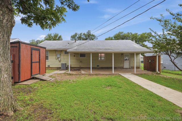 1917 S Scott Street, Sapulpa, OK 74066