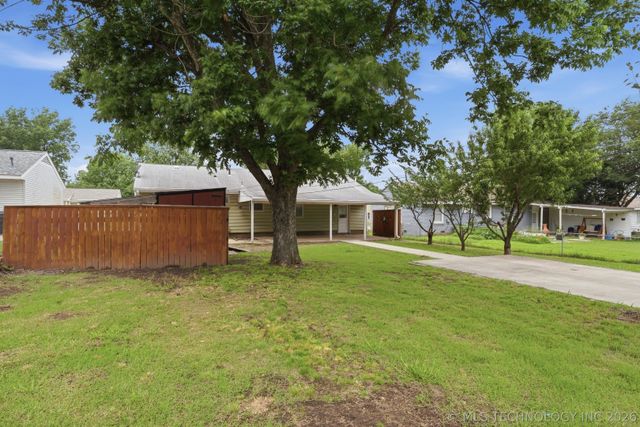 1917 S Scott Street, Sapulpa, OK 74066