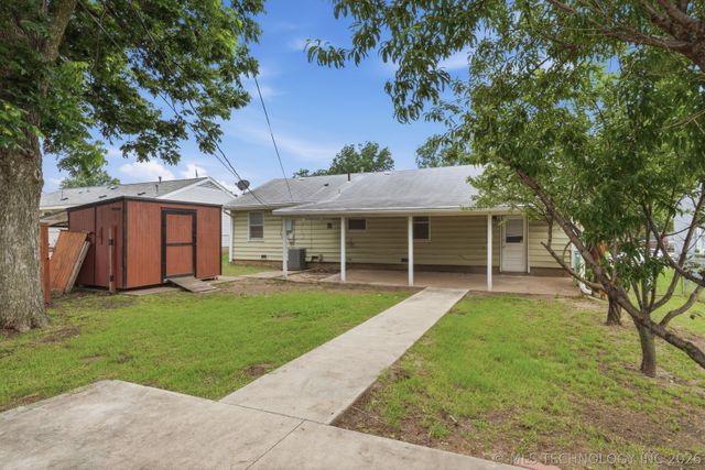 1917 S Scott Street, Sapulpa, OK 74066