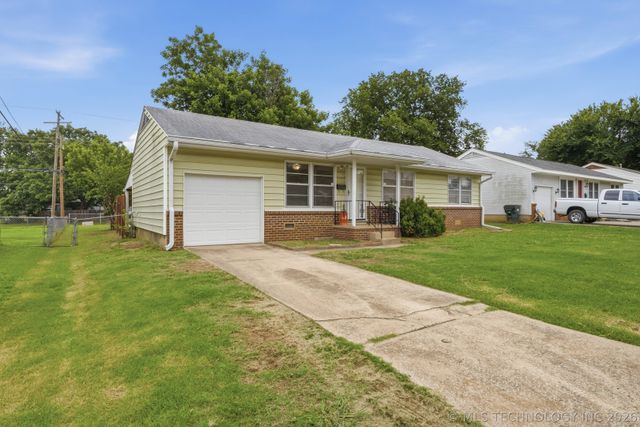 1917 S Scott Street, Sapulpa, OK 74066