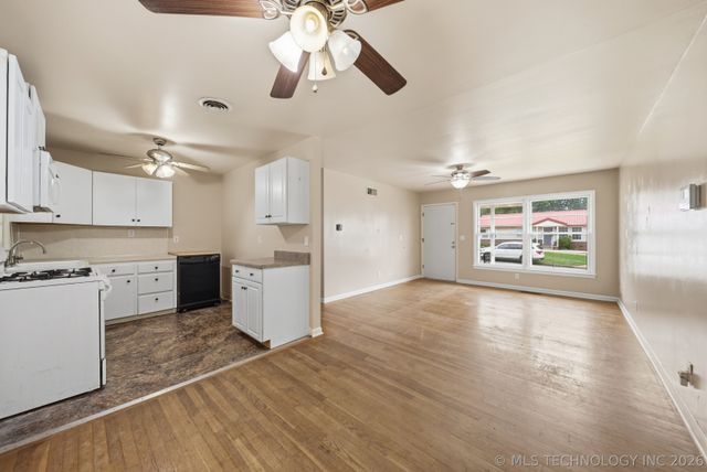 1917 S Scott Street, Sapulpa, OK 74066