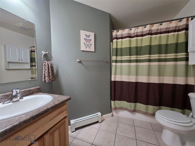 1124 Cruiser Lane J, Belgrade, MT 59714