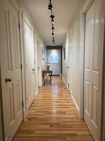 1124 Cruiser Lane J, Belgrade, MT 59714