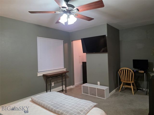 1124 Cruiser Lane J, Belgrade, MT 59714