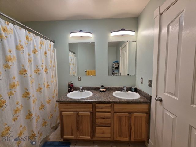 1124 Cruiser Lane J, Belgrade, MT 59714