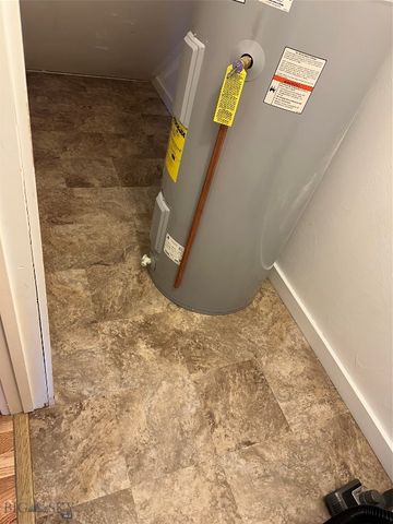 1124 Cruiser Lane J, Belgrade, MT 59714