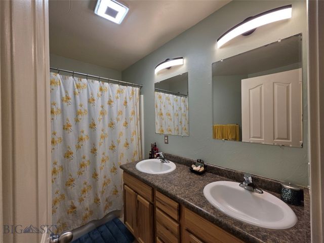 1124 Cruiser Lane J, Belgrade, MT 59714