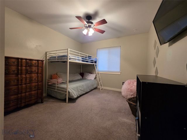 1124 Cruiser Lane J, Belgrade, MT 59714