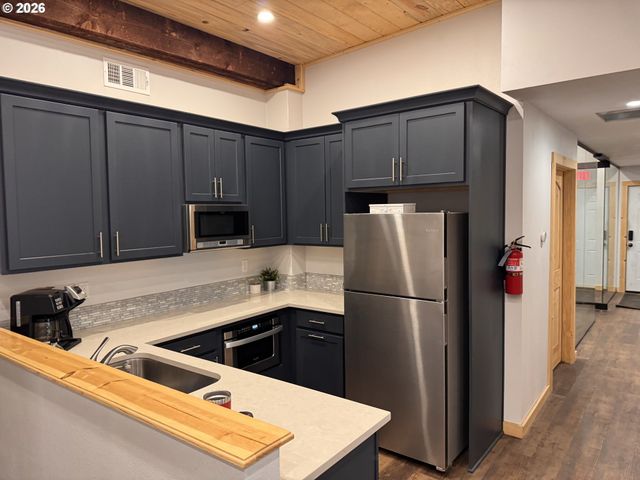 7524 Se 52ND Ave, Portland, OR 97206