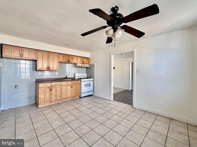 4060 E ROOSEVELT BLVD, Philadelphia, PA 19124