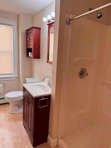 6 Goulding Street 2, Providence, RI 02906