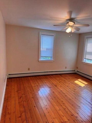 6 Goulding Street 2, Providence, RI 02906