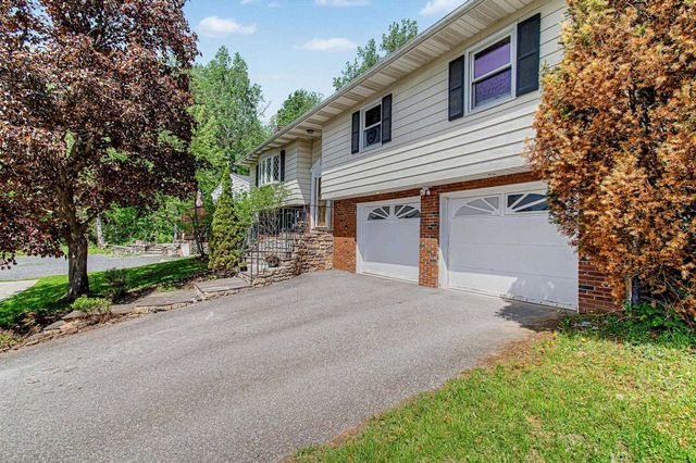 45 Orchard Terrace, Winooski, VT 05404