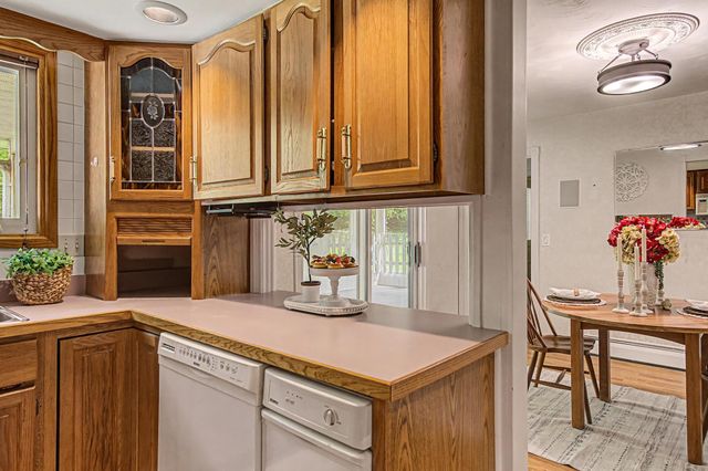 45 Orchard Terrace, Winooski, VT 05404