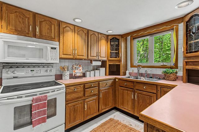 45 Orchard Terrace, Winooski, VT 05404