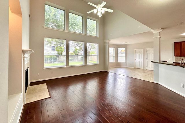 8307 Rosetrail Bend Lane, Katy, TX 77494