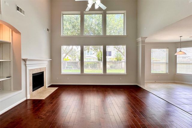 8307 Rosetrail Bend Lane, Katy, TX 77494