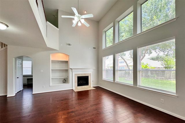 8307 Rosetrail Bend Lane, Katy, TX 77494