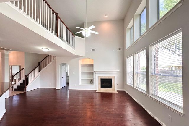 8307 Rosetrail Bend Lane, Katy, TX 77494