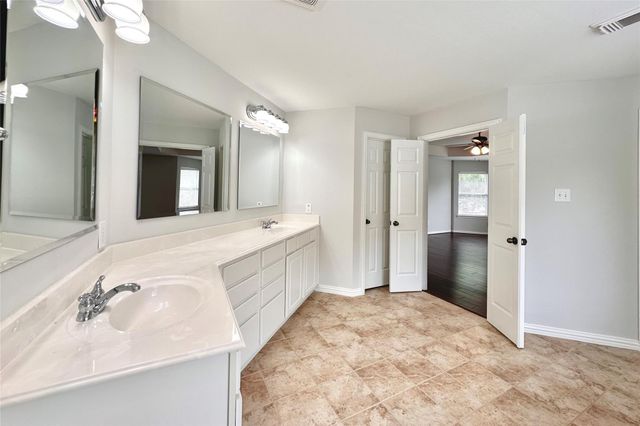 8307 Rosetrail Bend Lane, Katy, TX 77494