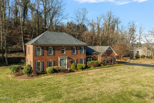 1221 Radcliffe Avenue, Kingsport, TN 37664