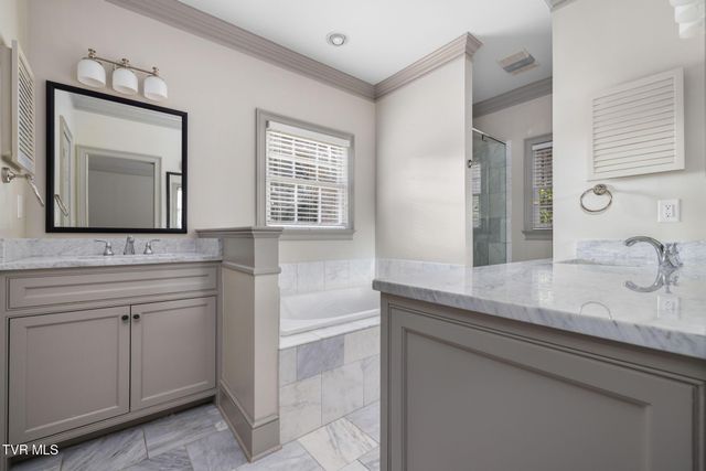 1221 Radcliffe Avenue, Kingsport, TN 37664