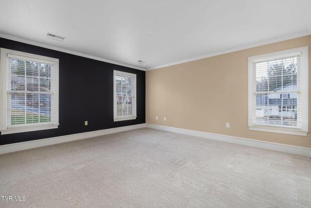 1221 Radcliffe Avenue, Kingsport, TN 37664