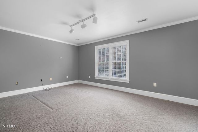 1221 Radcliffe Avenue, Kingsport, TN 37664