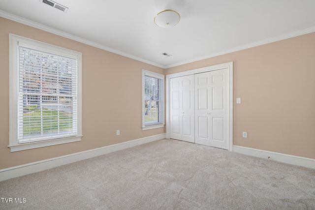 1221 Radcliffe Avenue, Kingsport, TN 37664