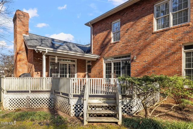 1221 Radcliffe Avenue, Kingsport, TN 37664