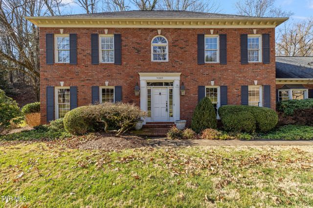 1221 Radcliffe Avenue, Kingsport, TN 37664