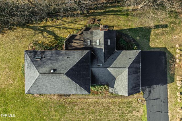 1221 Radcliffe Avenue, Kingsport, TN 37664