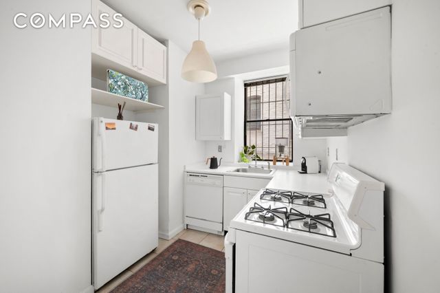 251 W 98th Street DD, New York City, NY 10025