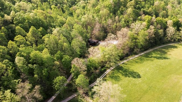 282 Major Wilhoit Road, Frenchburg, KY 40322