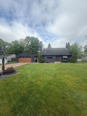 3683 Howard Avenue, White Bear Lake, MN 55110