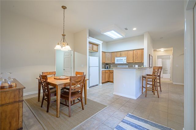 156 Whistlers Cove Road, Rockport, TX 78382