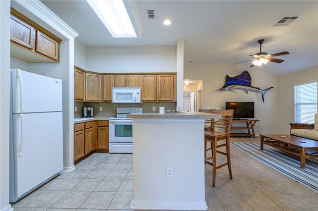 156 Whistlers Cove Road, Rockport, TX 78382