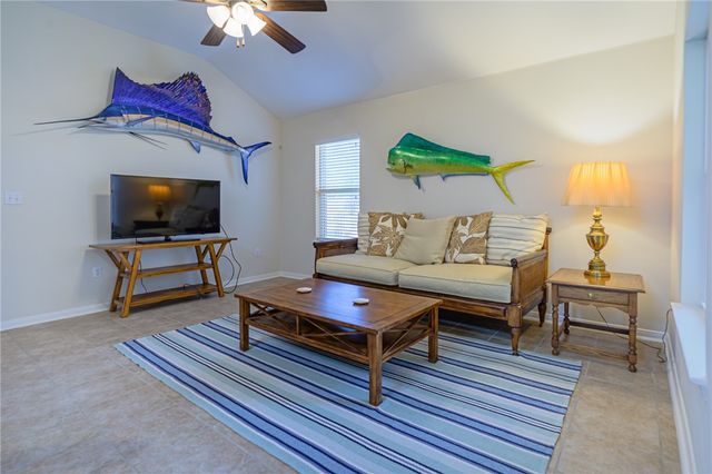 156 Whistlers Cove Road, Rockport, TX 78382