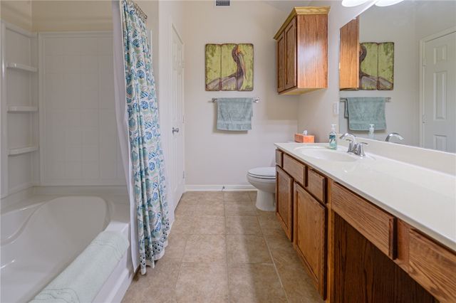 156 Whistlers Cove Road, Rockport, TX 78382